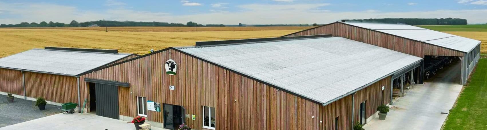 Stabulation laitière Roiné-Gasseau élue Meilleur Bâtiment 2023 par PLM