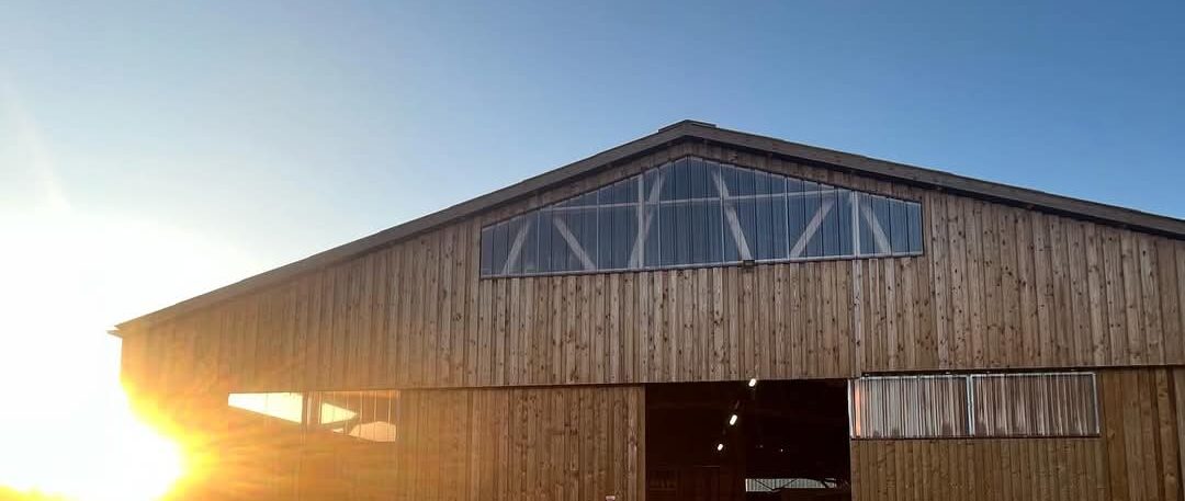 Bergerie en bois 800m² dans la Drôme (26)