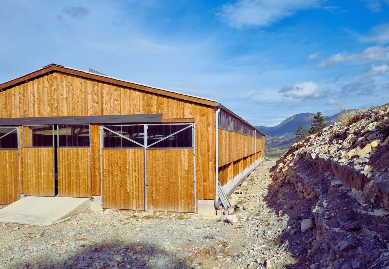 Bergerie en bois roiné