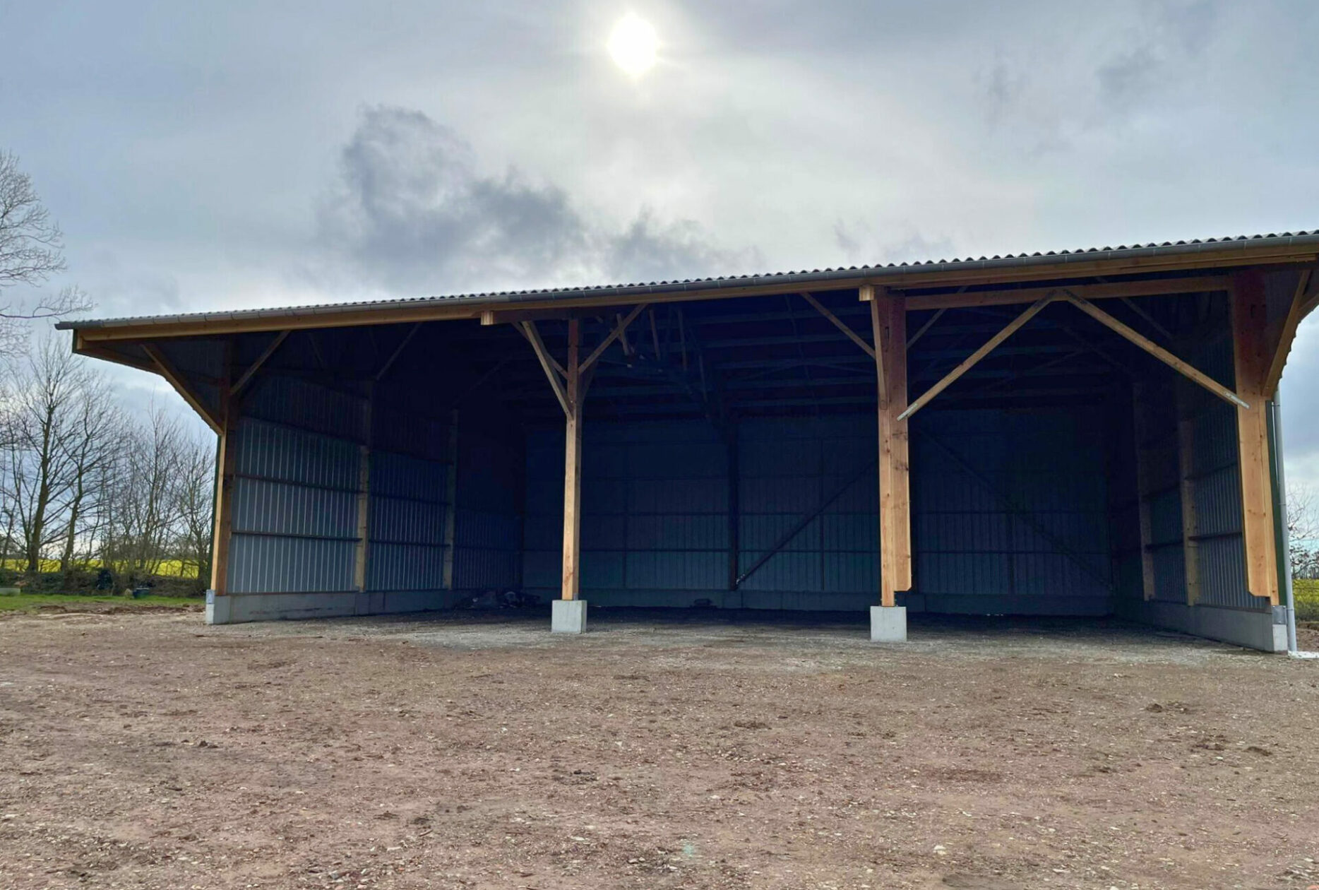 Hangar agricole Roiné en bois