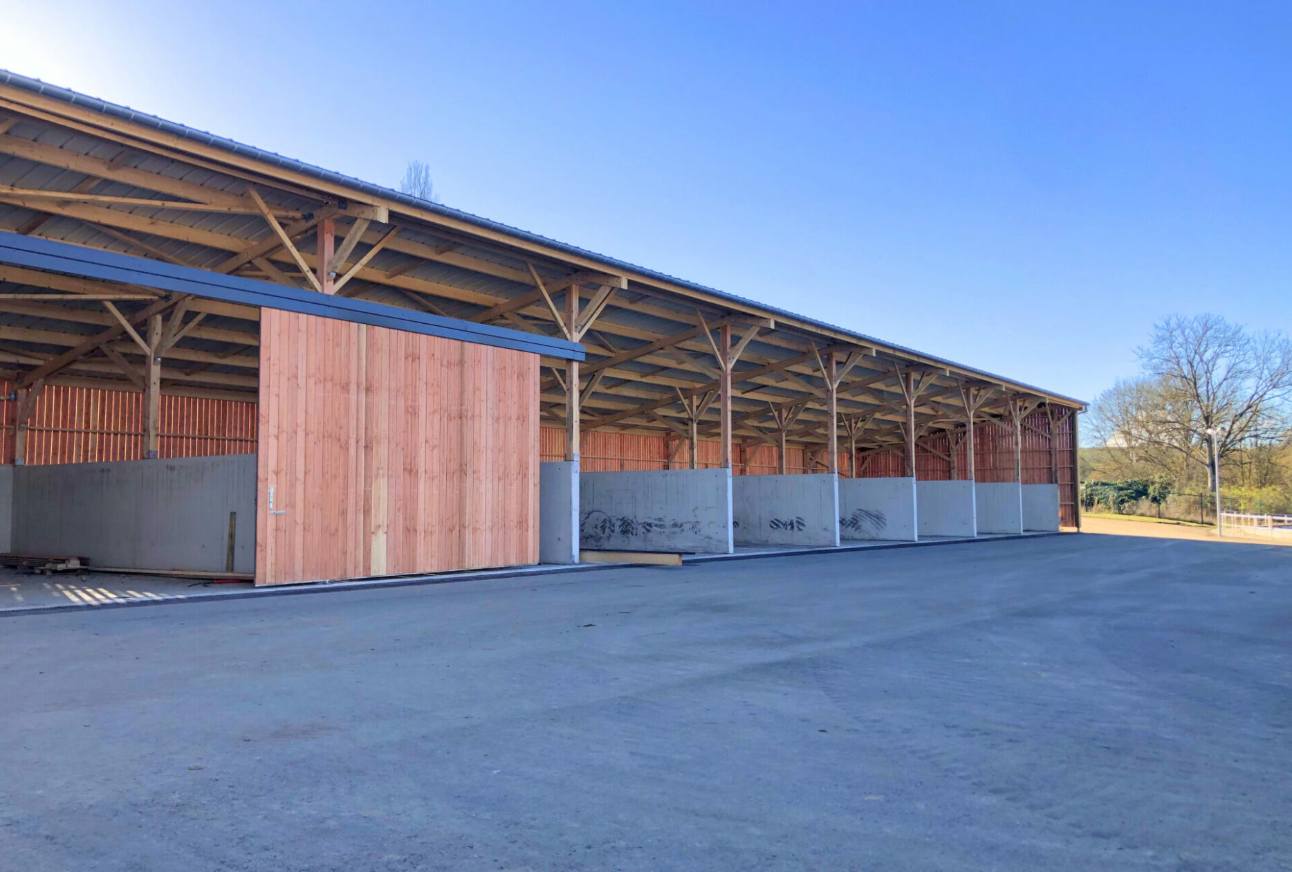 Fumière en bois
