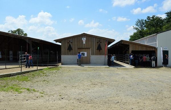 Bâtiment semi-ouvert évolutif gaec le feuil